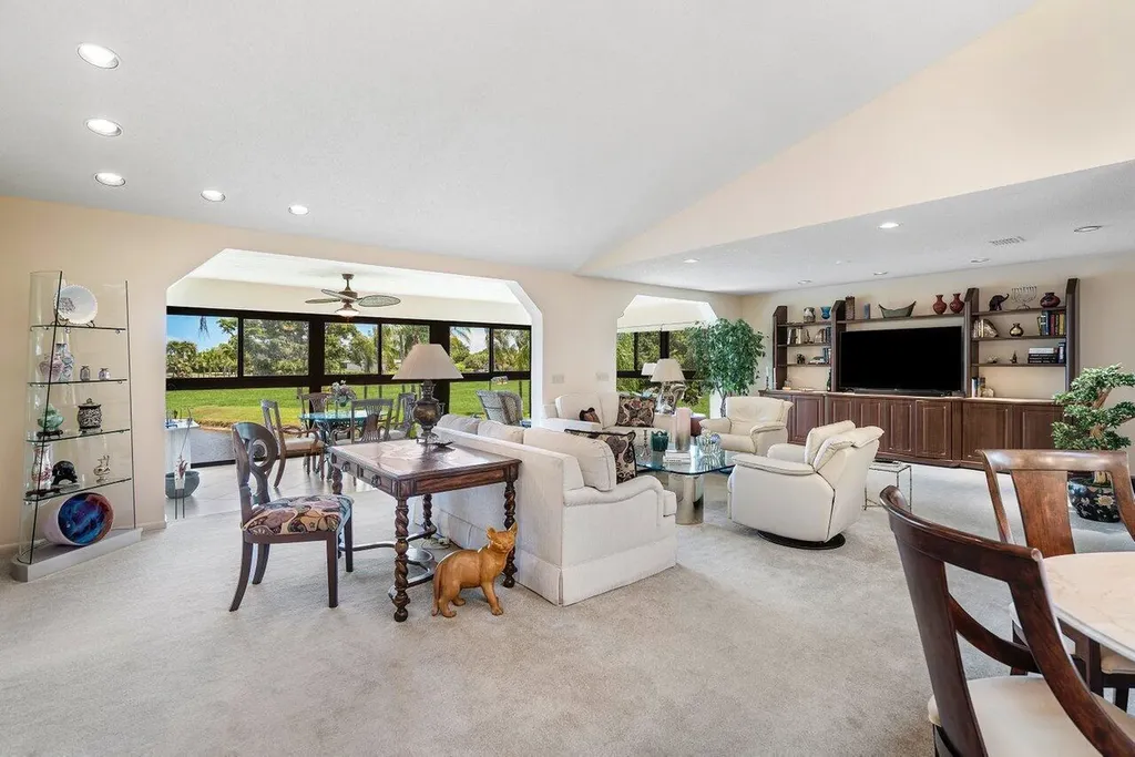 69 Eastgate Drive Boynton Beach FL 33436