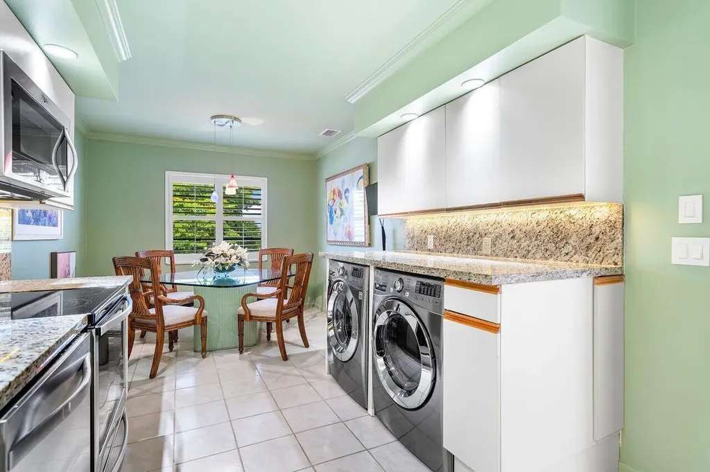 69 Eastgate Drive Boynton Beach FL 33436