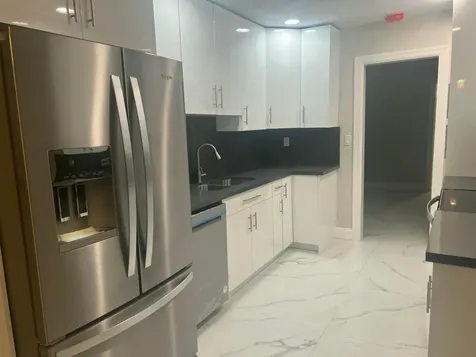 4680 NW 39th Street Lauderdale Lakes FL 33319