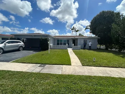 4680 NW 39th Street Lauderdale Lakes FL 33319