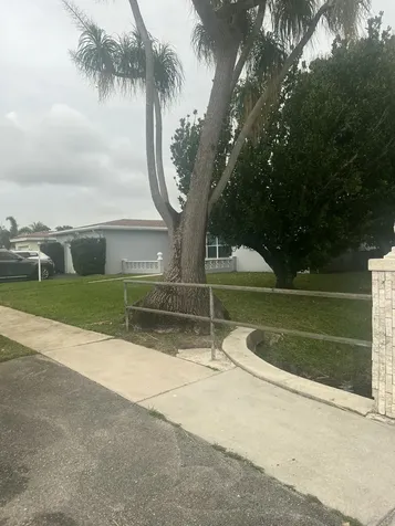 4680 NW 39th Street Lauderdale Lakes FL 33319