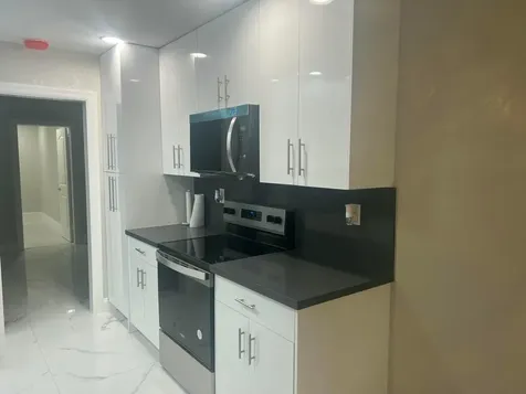 4680 NW 39th Street Lauderdale Lakes FL 33319