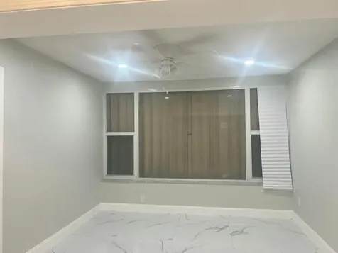 4680 NW 39th Street Lauderdale Lakes FL 33319