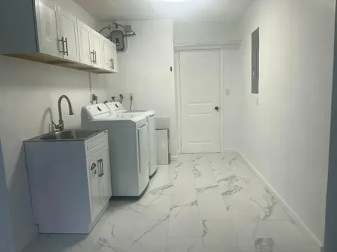 4680 NW 39th Street Lauderdale Lakes FL 33319