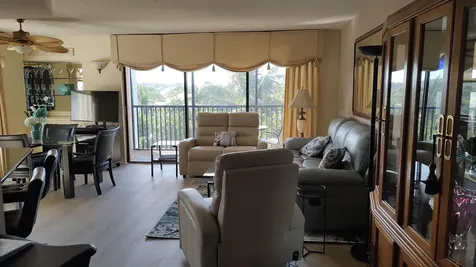 1605 S Us Highway 1 Jupiter FL 33477