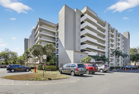 3910 Inverrary Boulevard Lauderhill FL 33319