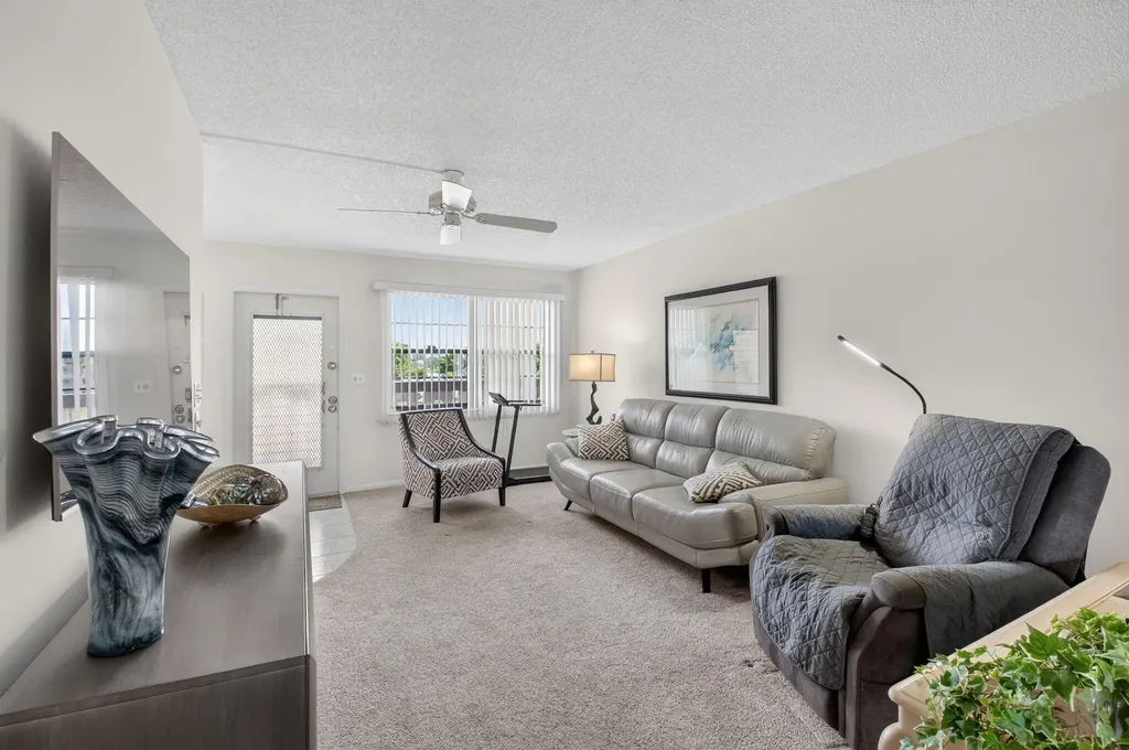 3008 Rexford Boca Raton FL 33434