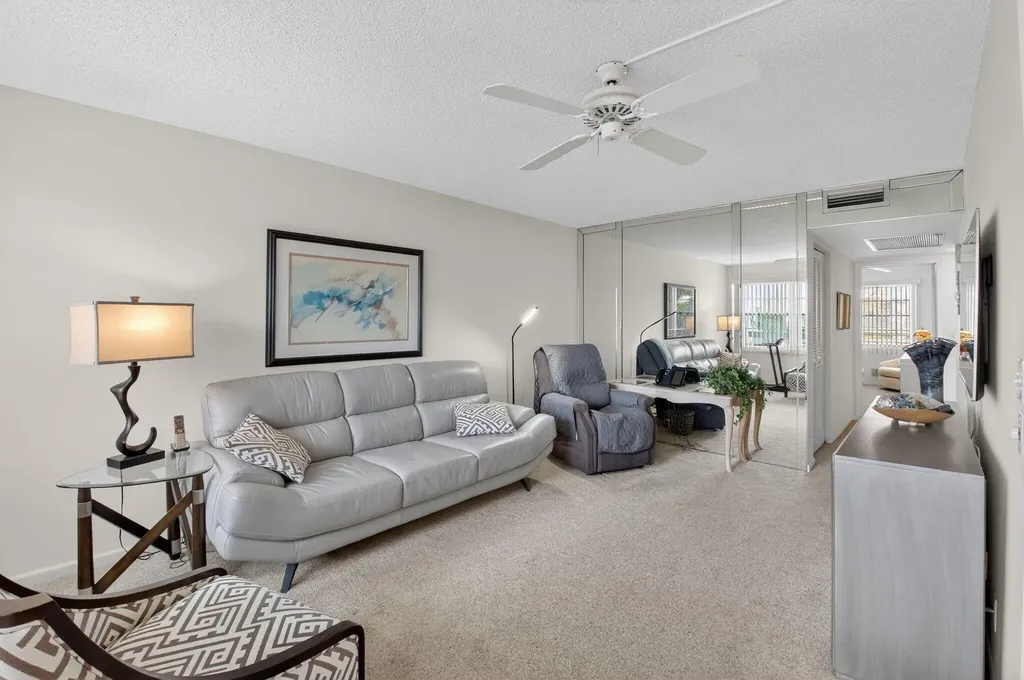 3008 Rexford Boca Raton FL 33434