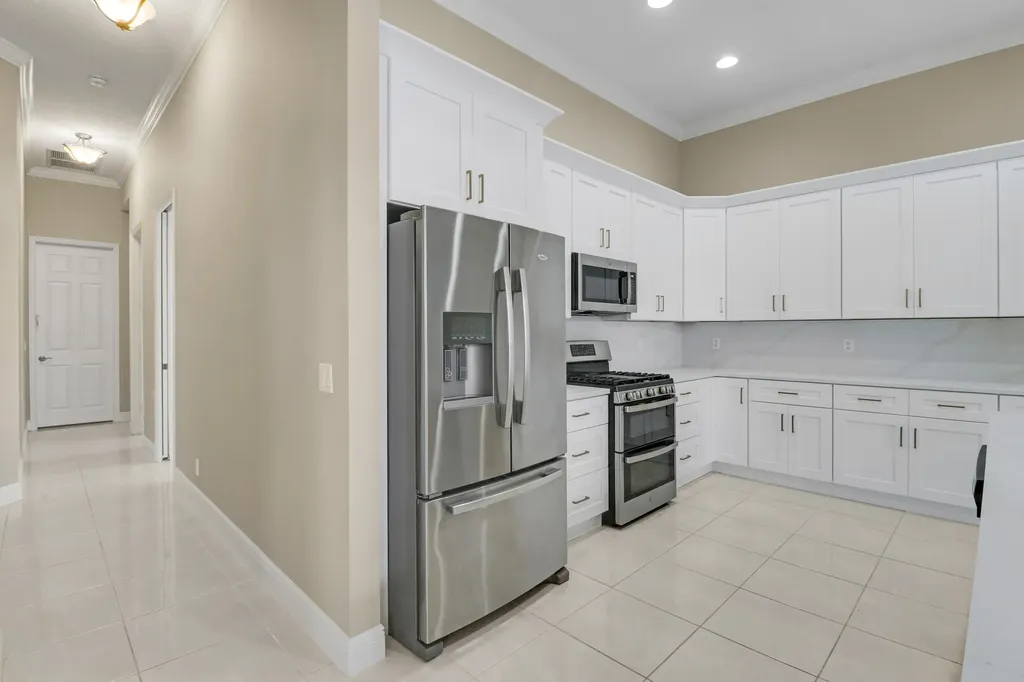 152 NW Magnolia Lakes Boulevard Port St Lucie FL 34986