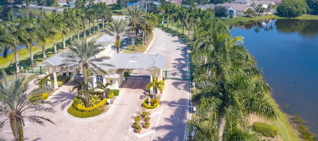 152 NW Magnolia Lakes Boulevard Port St Lucie FL 34986