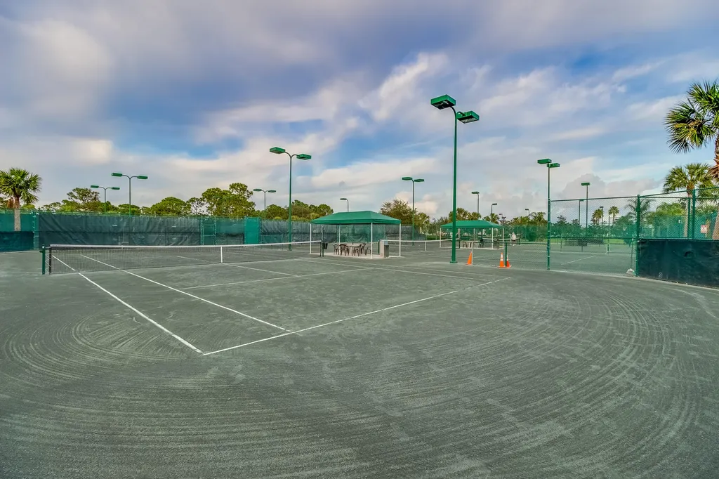 152 NW Magnolia Lakes Boulevard Port St Lucie FL 34986