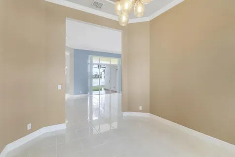 152 NW Magnolia Lakes Boulevard Port St Lucie FL 34986