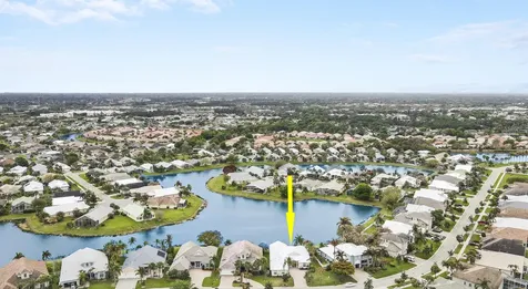 152 NW Magnolia Lakes Boulevard Port St Lucie FL 34986
