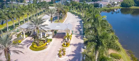 152 NW Magnolia Lakes Boulevard Port St Lucie FL 34986