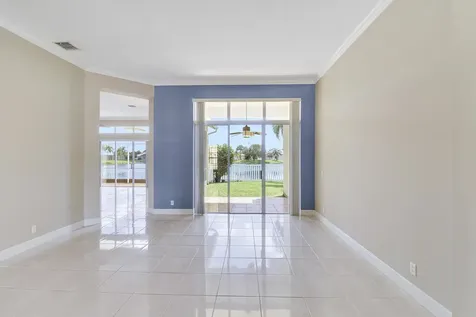 152 NW Magnolia Lakes Boulevard Port St Lucie FL 34986