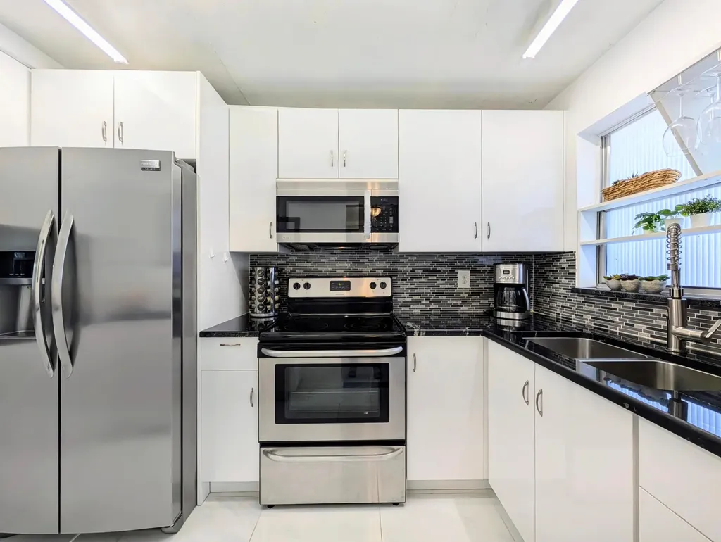 8021 Sunrise Lakes Drive N Sunrise FL 33322
