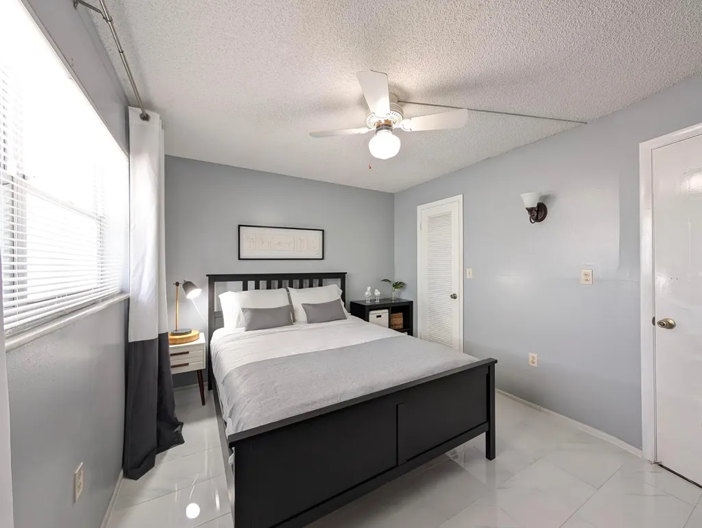 8021 Sunrise Lakes Drive N Sunrise FL 33322