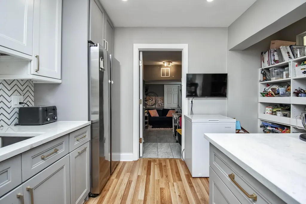 22163 Thomas Terrace Boca Raton FL 33433