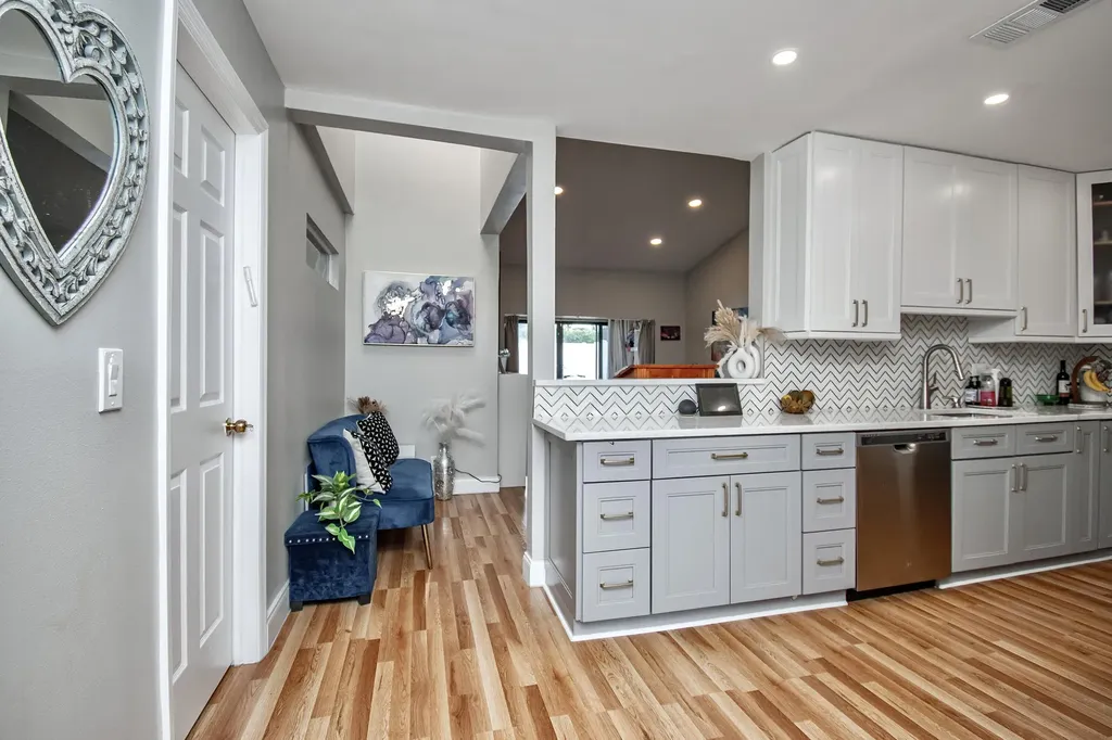 22163 Thomas Terrace Boca Raton FL 33433