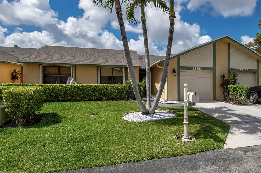 22163 Thomas Terrace Boca Raton FL 33433