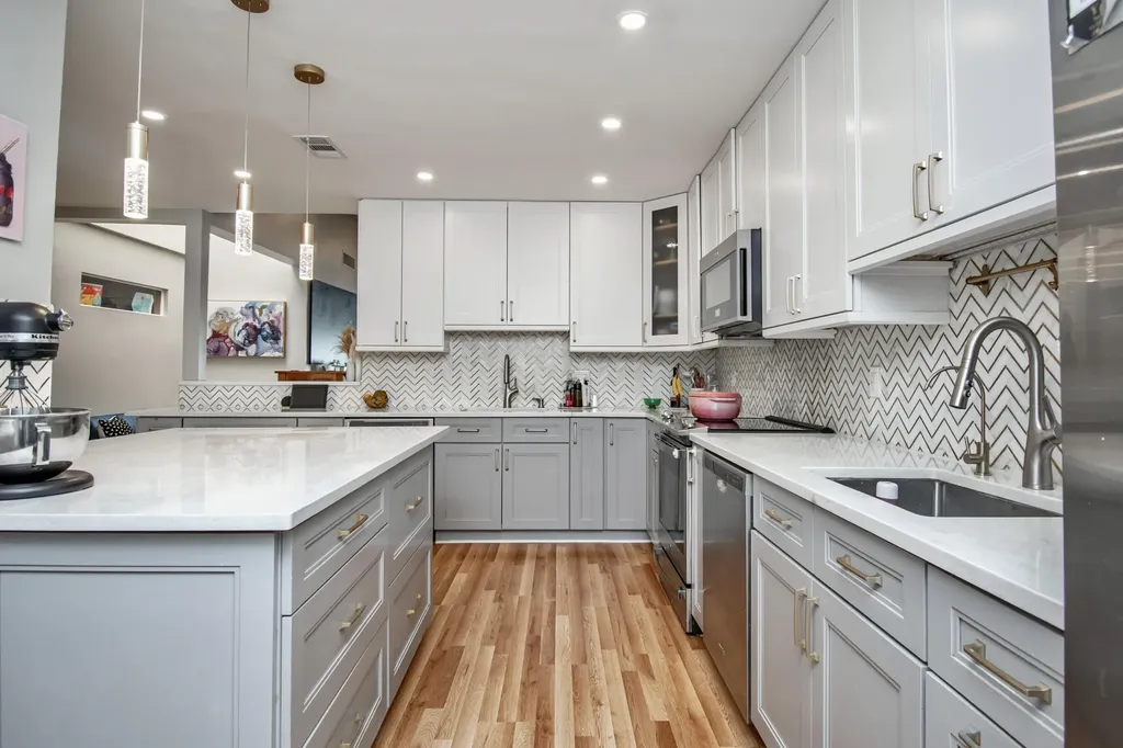22163 Thomas Terrace Boca Raton FL 33433