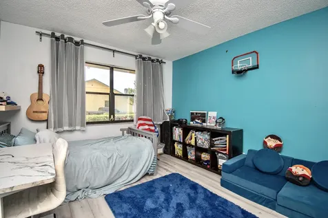 22163 Thomas Terrace Boca Raton FL 33433