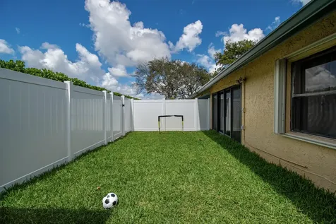 22163 Thomas Terrace Boca Raton FL 33433