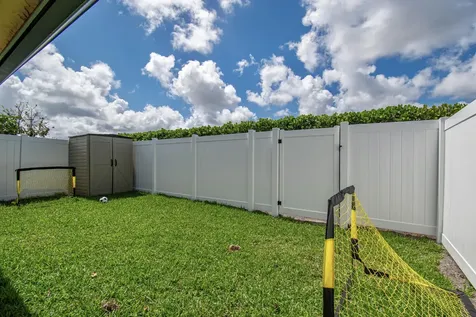 22163 Thomas Terrace Boca Raton FL 33433