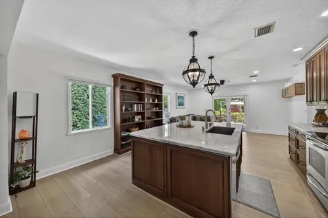 510 NE 8th Avenue Fort Lauderdale FL 33301