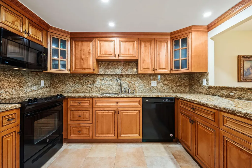 2651 S Palm Aire Drive Pompano Beach FL 33069