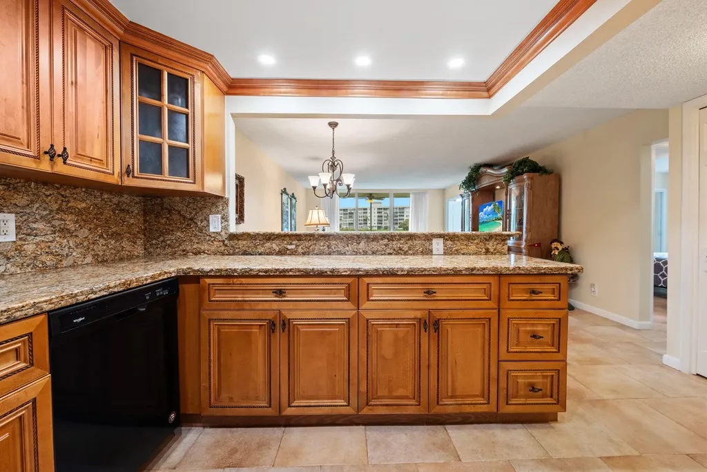 2651 S Palm Aire Drive Pompano Beach FL 33069