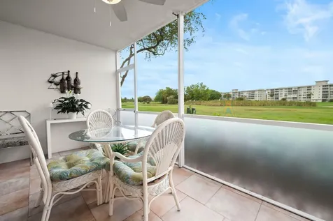2651 S Palm Aire Drive Pompano Beach FL 33069