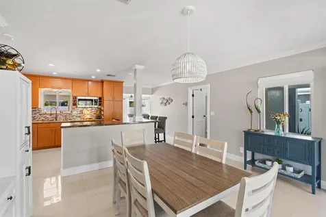 800 NE 8th Street Pompano Beach FL 33060