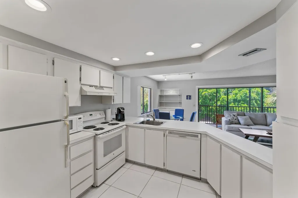 1605 S Us Highway 1 Jupiter FL 33477