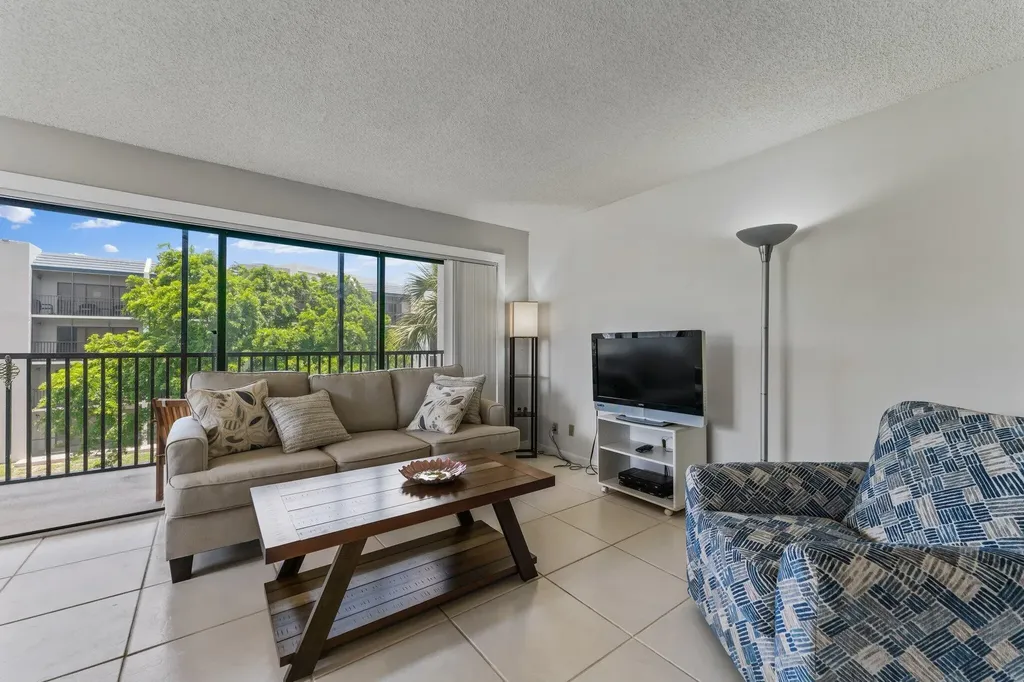 1605 S Us Highway 1 Jupiter FL 33477