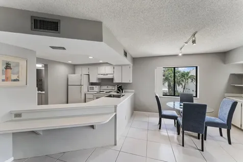 1605 S Us Highway 1 Jupiter FL 33477