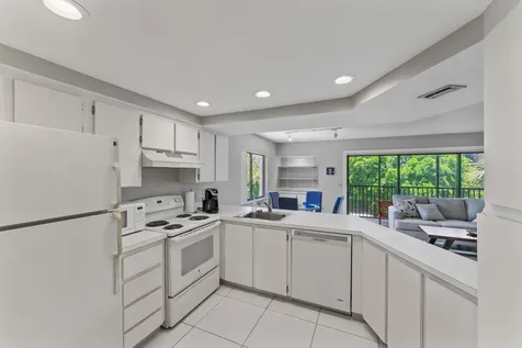 1605 S Us Highway 1 Jupiter FL 33477