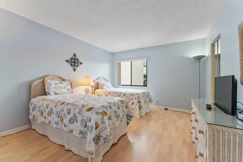 1605 S Us Highway 1 Jupiter FL 33477