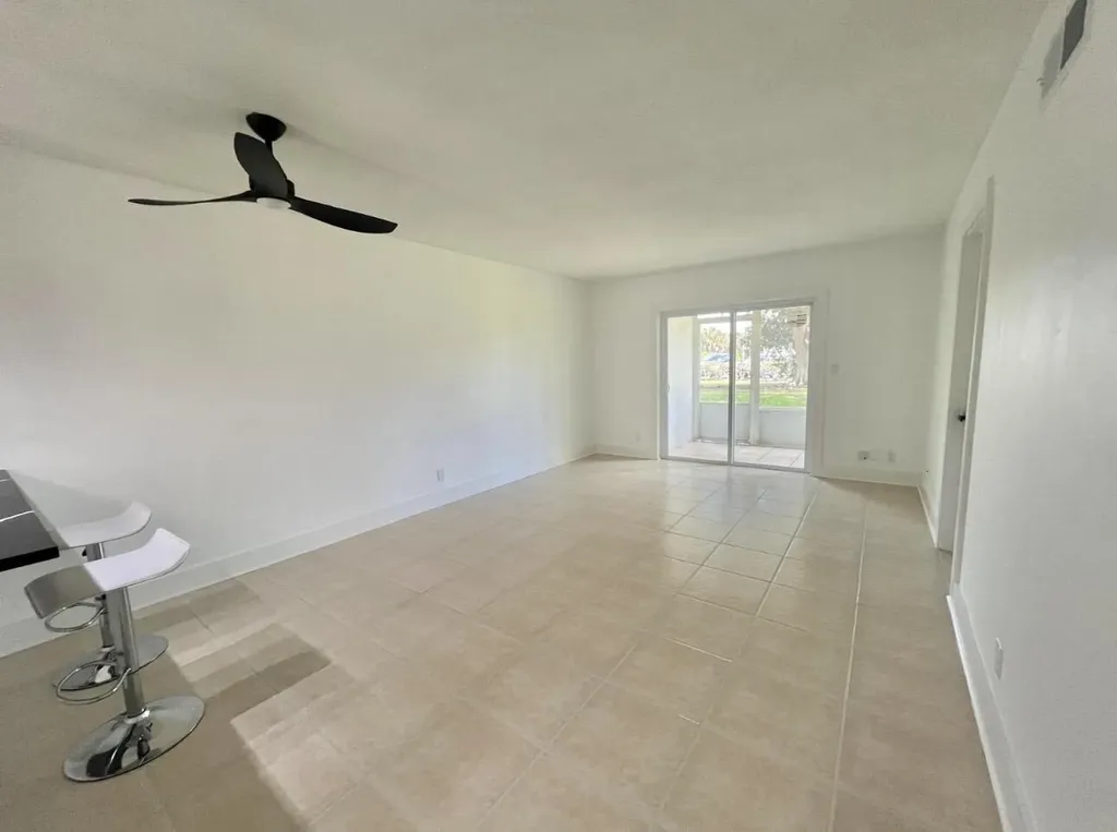 2615 Garden Drive N Lake Worth Beach FL 33461