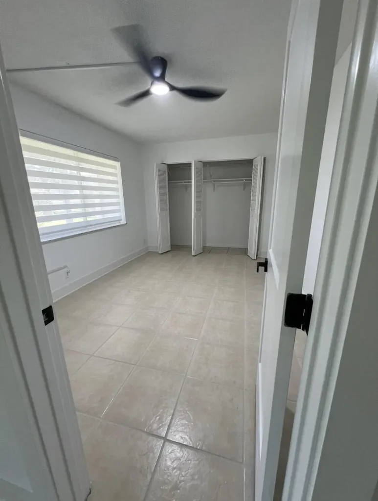 2615 Garden Drive N Lake Worth Beach FL 33461