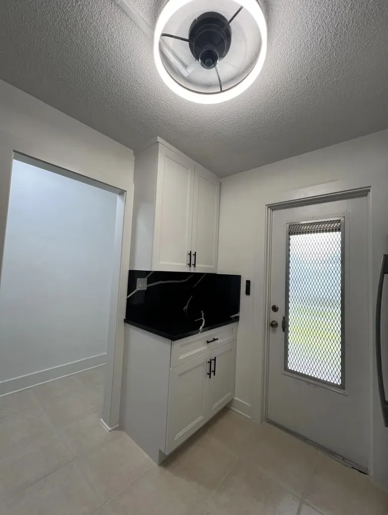 2615 Garden Drive N Lake Worth Beach FL 33461