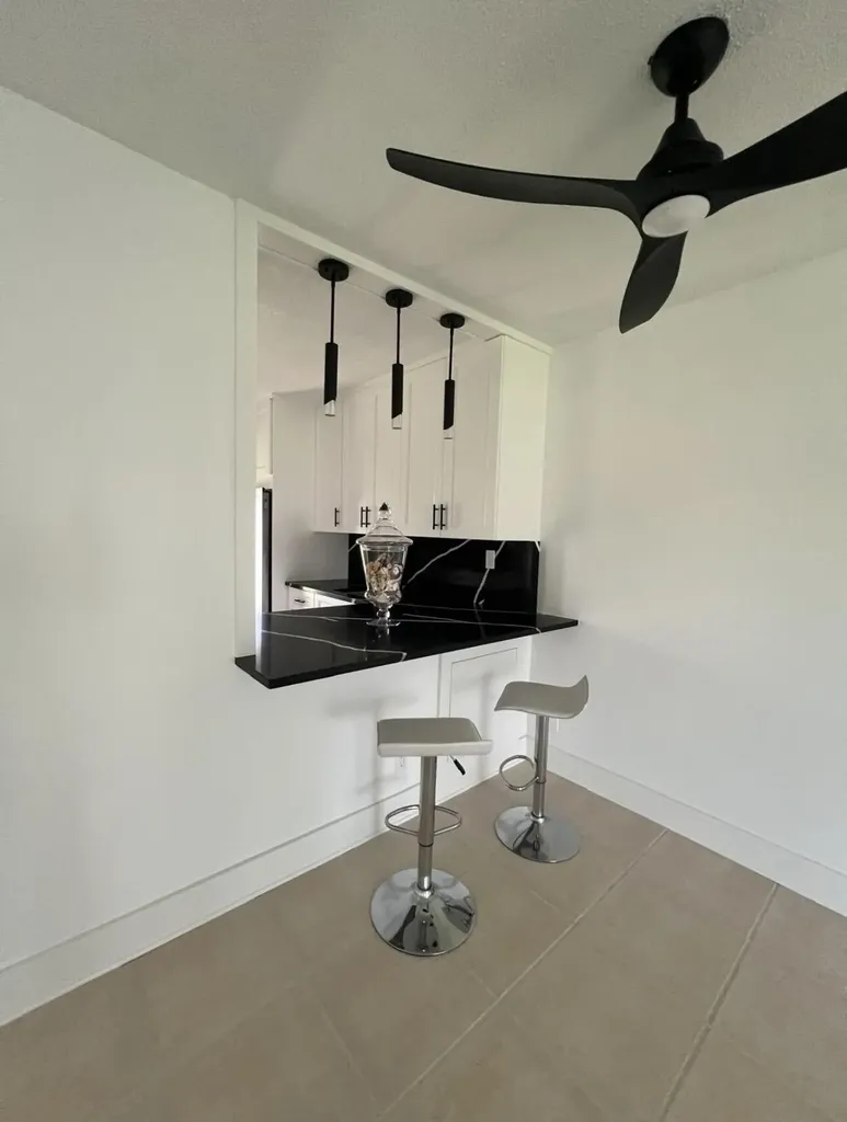 2615 Garden Drive N Lake Worth Beach FL 33461