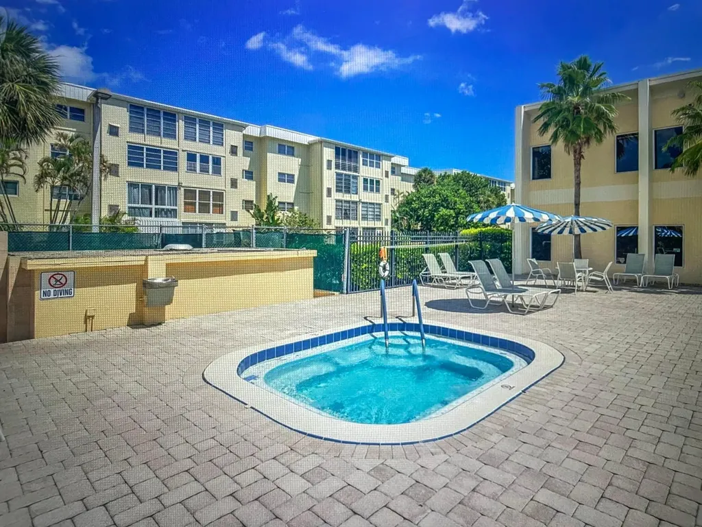 300 NE 26th Avenue Boynton Beach FL 33435