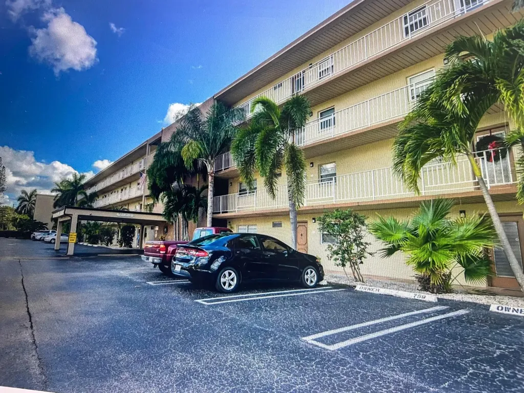 300 NE 26th Avenue Boynton Beach FL 33435