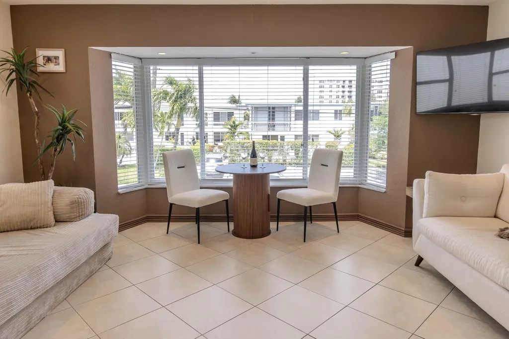 3216 SE 12th Street Pompano Beach FL 33062