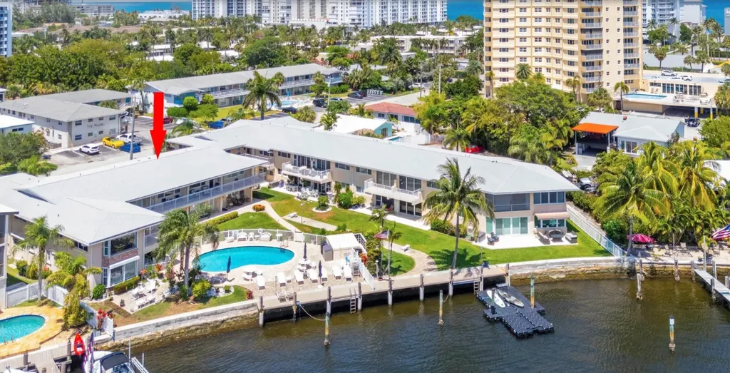 3216 SE 12th Street Pompano Beach FL 33062