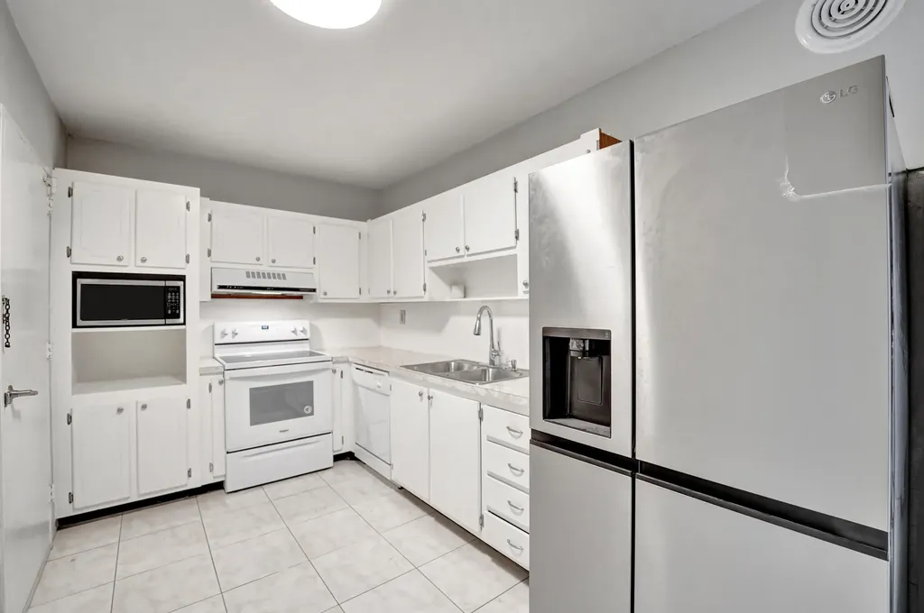 4250 Galt Ocean Drive Fort Lauderdale FL 33308