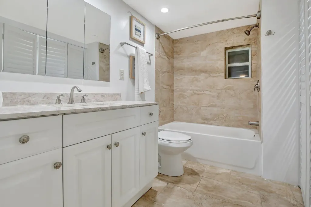 3019 N 57th Drive Hollywood FL 33021