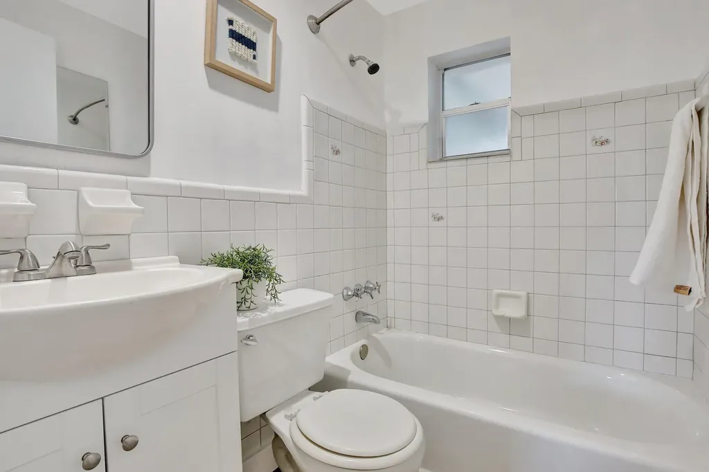 3019 N 57th Drive Hollywood FL 33021