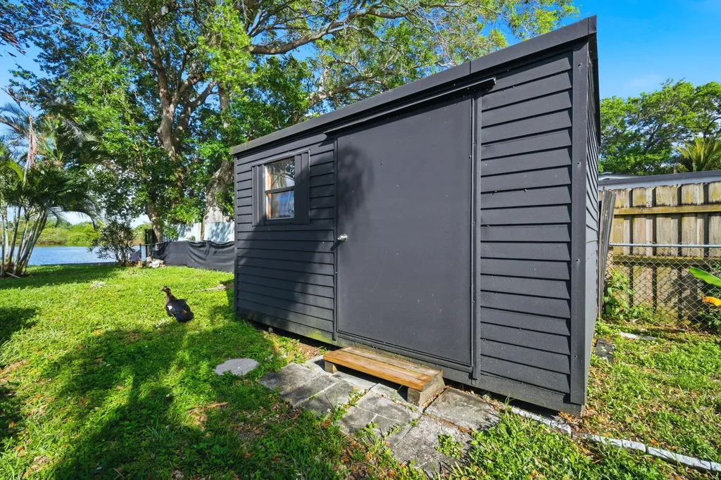 3019 N 57th Drive Hollywood FL 33021